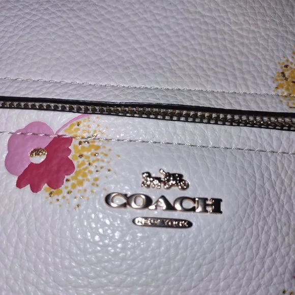 Beautiful Coach leather satchel C5838. NWOT - Picture 2 of 4